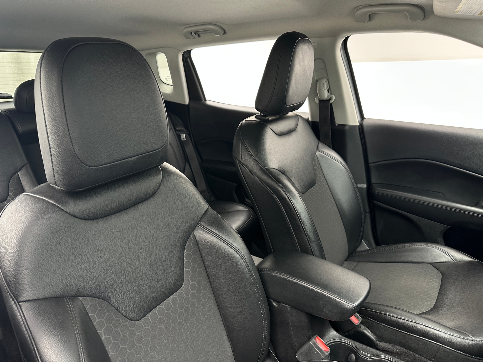 Thumbnail: 2019 Jeep Compass - 2