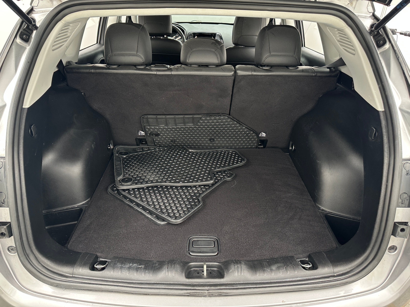 Thumbnail: 2019 Jeep Compass - 7