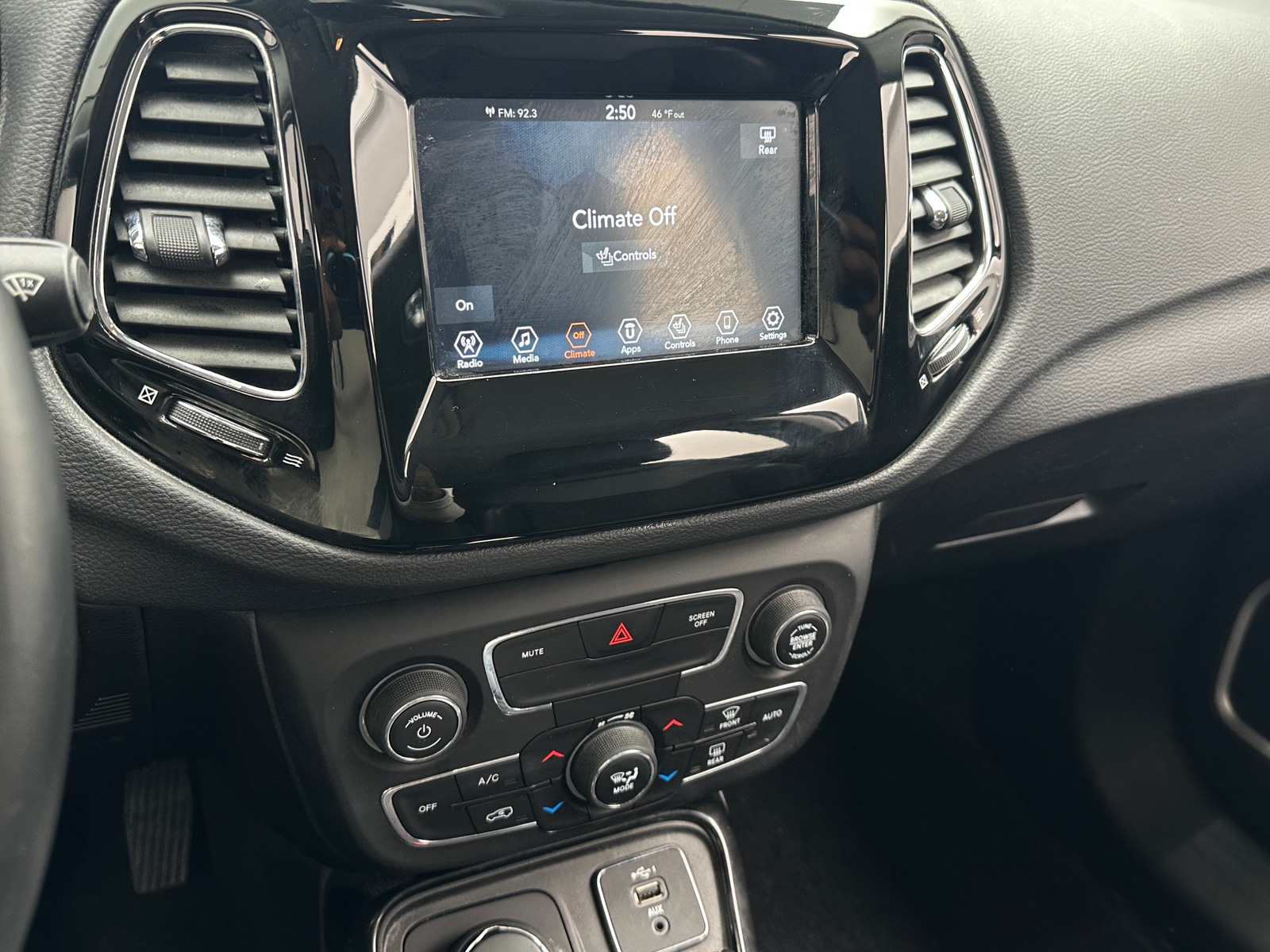 Thumbnail: 2019 Jeep Compass - 4