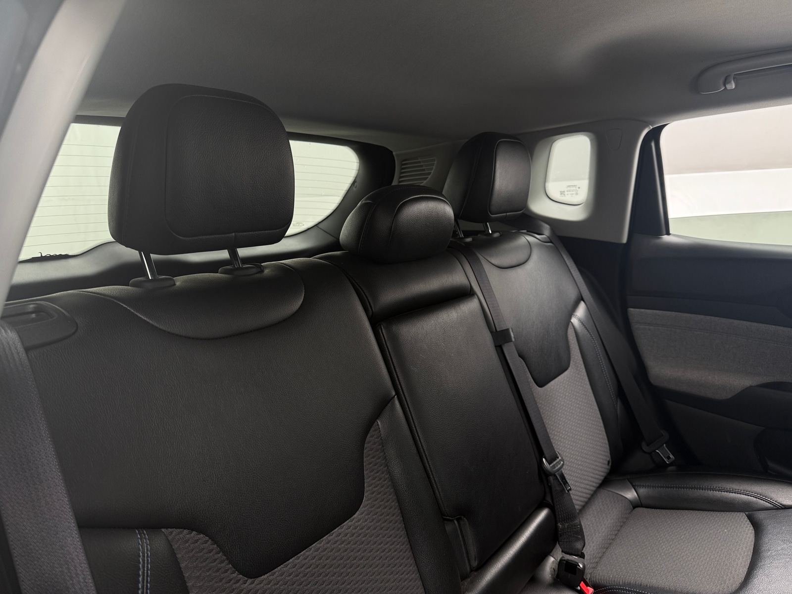 Thumbnail: 2022 Jeep Compass - 6