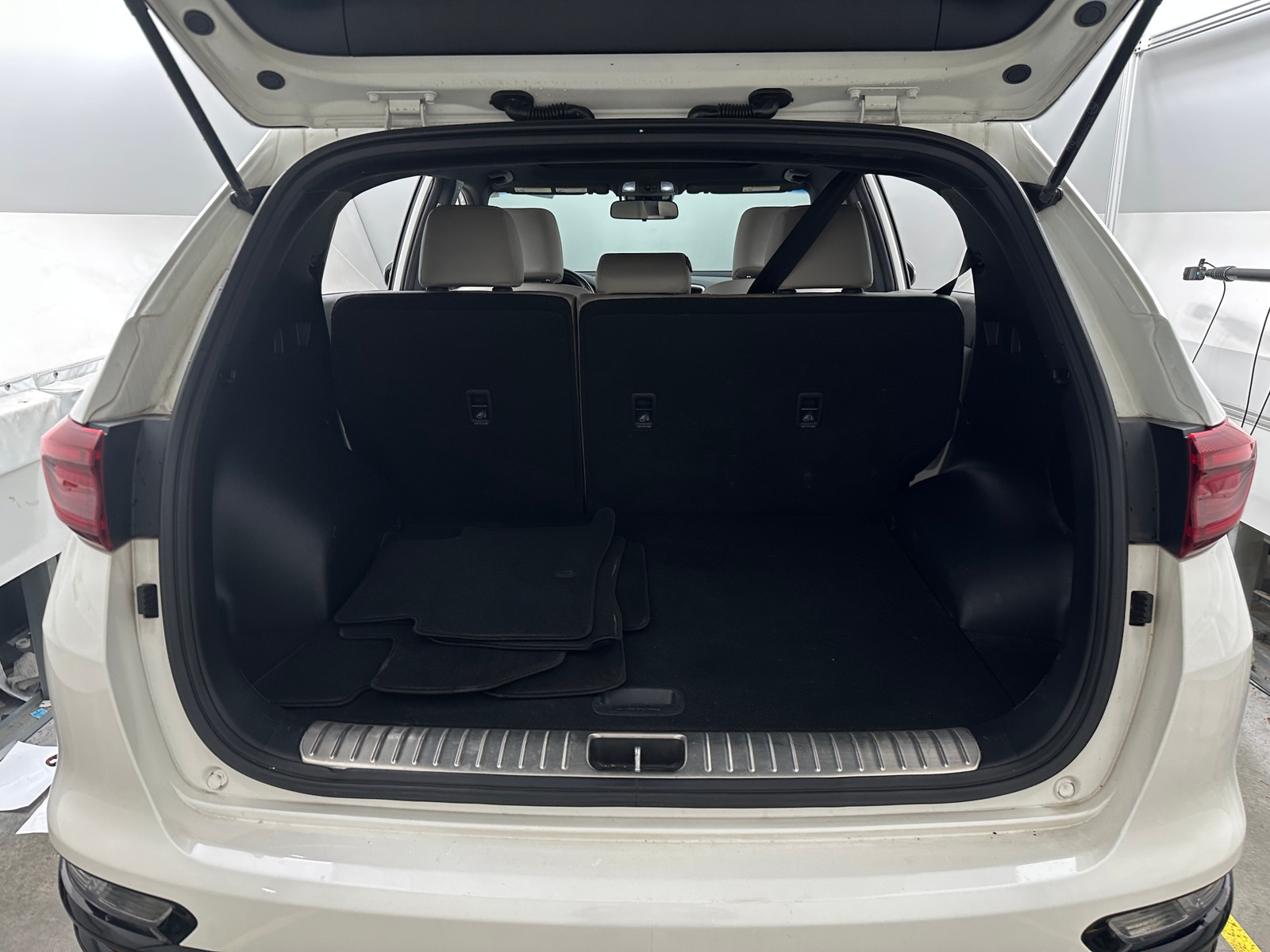 Thumbnail: 2021 Kia Sportage - 6