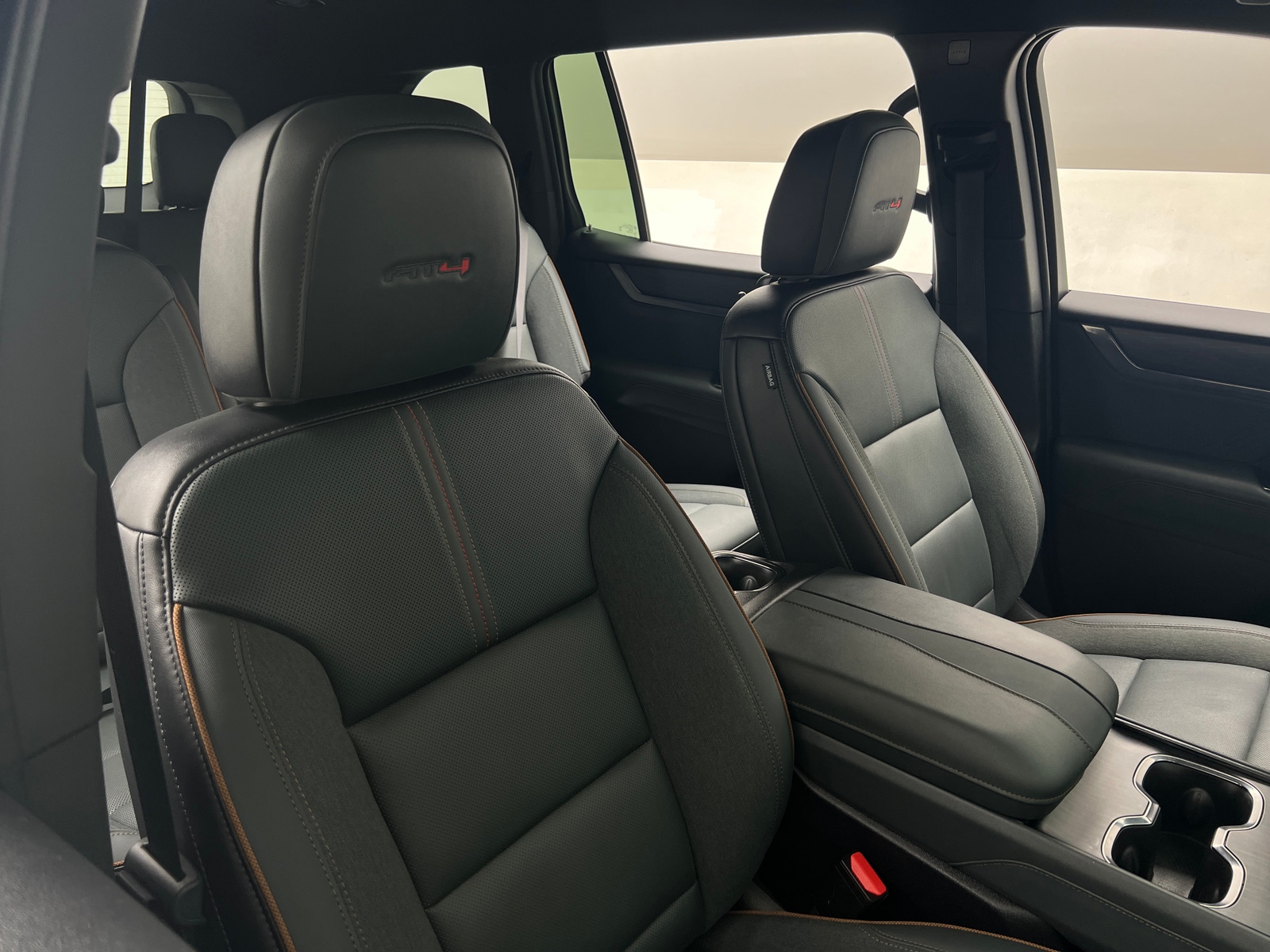 Thumbnail: 2024 GMC Acadia - 2