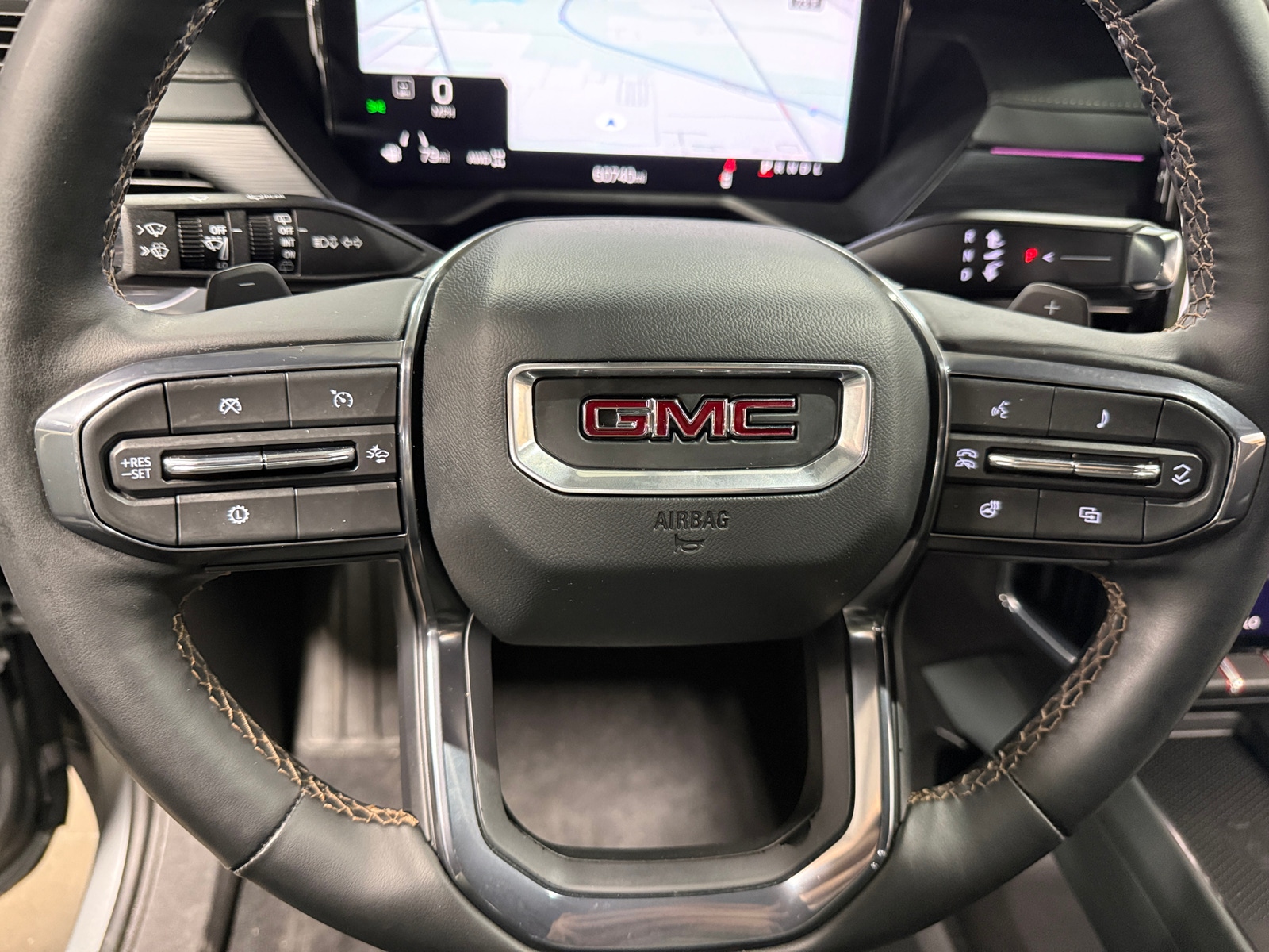 Thumbnail: 2024 GMC Acadia - 5