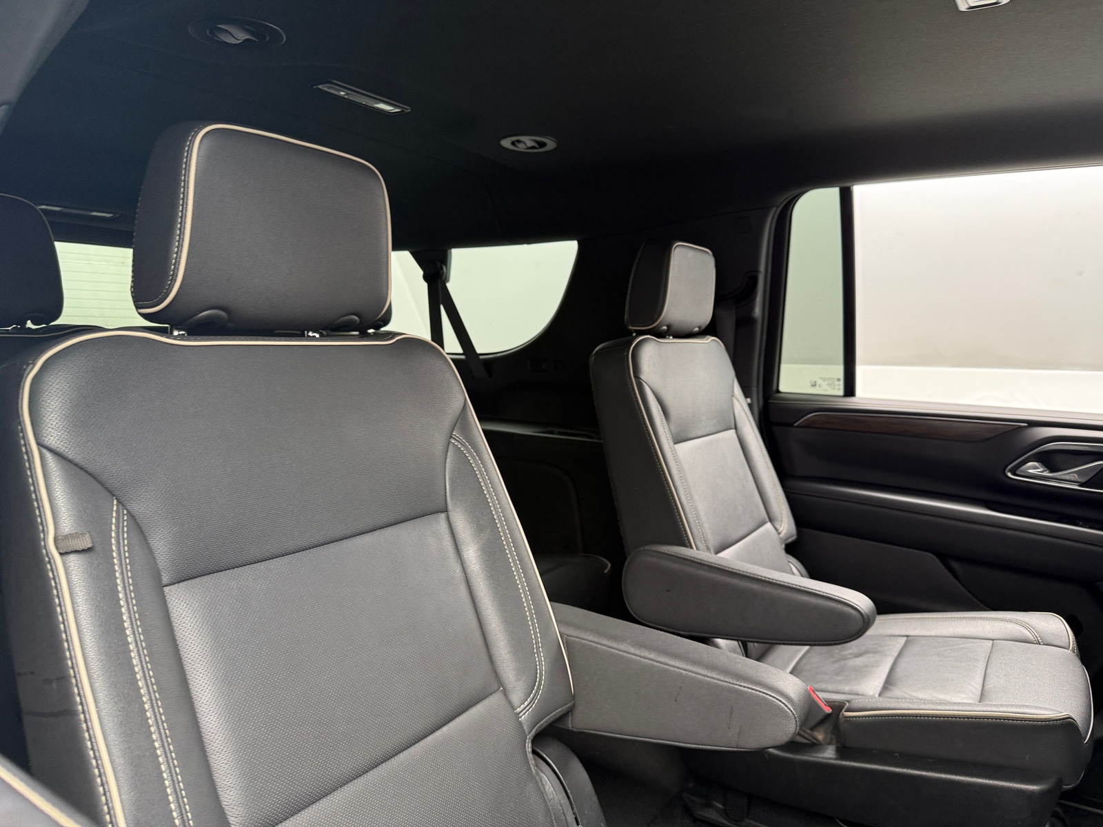 Thumbnail: 2023 Chevrolet Suburban - 5