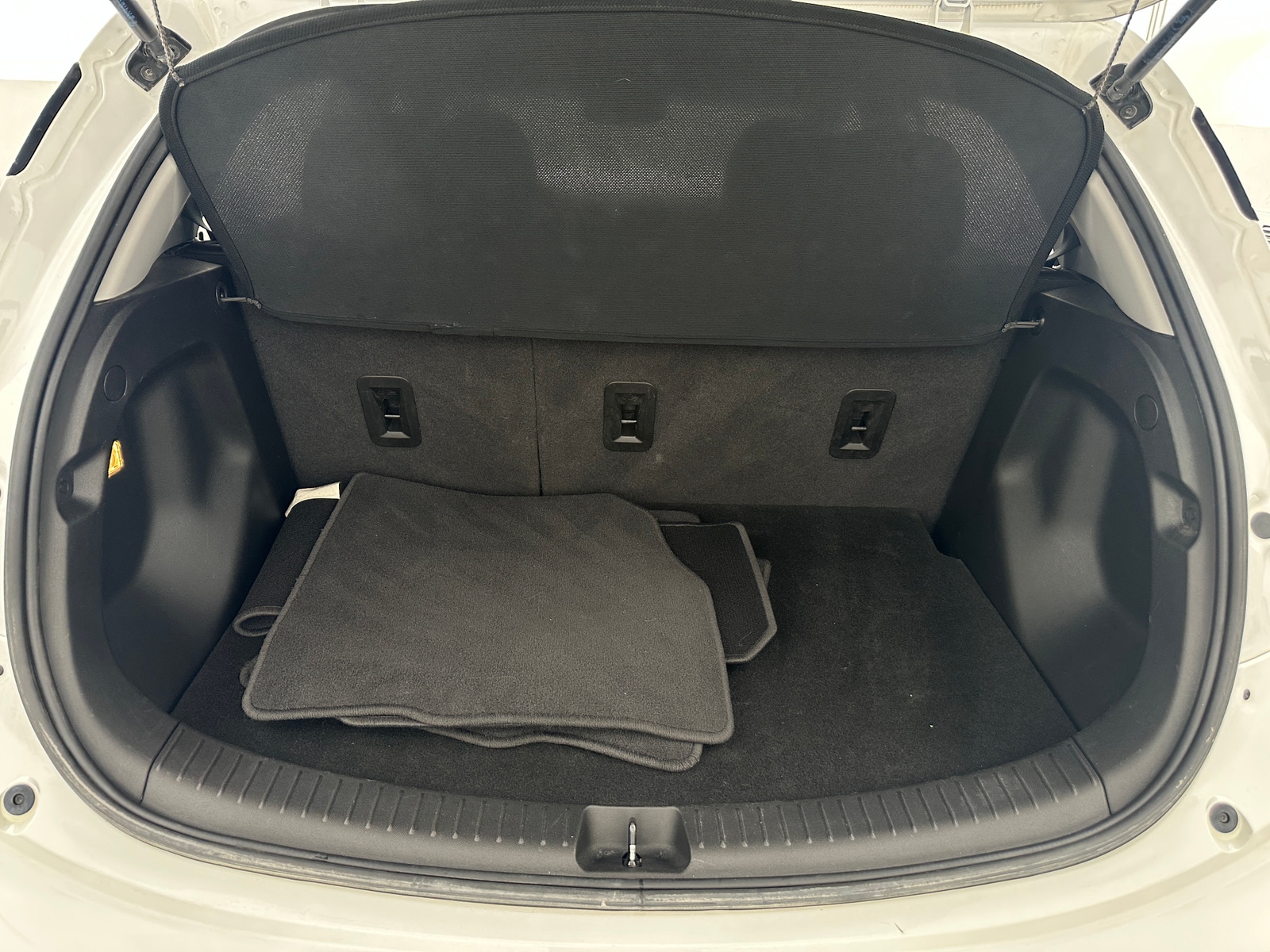 Thumbnail: 2022 Chevrolet Bolt EV - 6