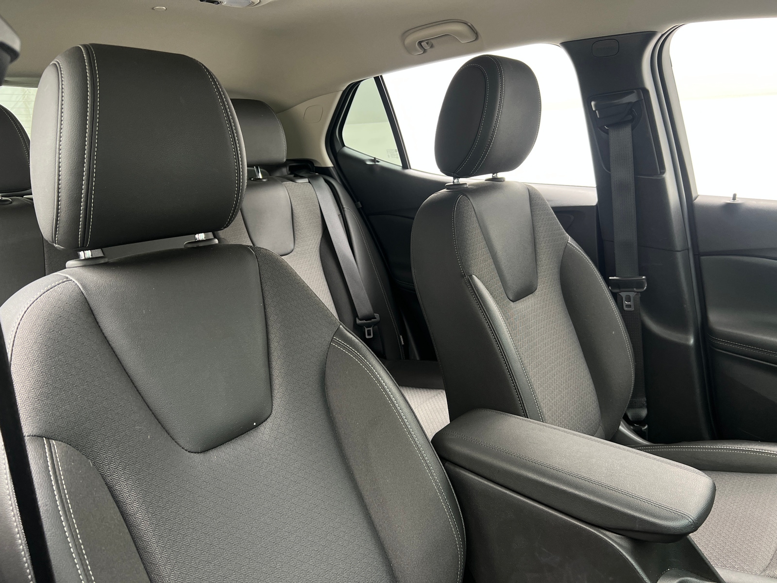 Thumbnail: 2025 Buick Encore GX - 2