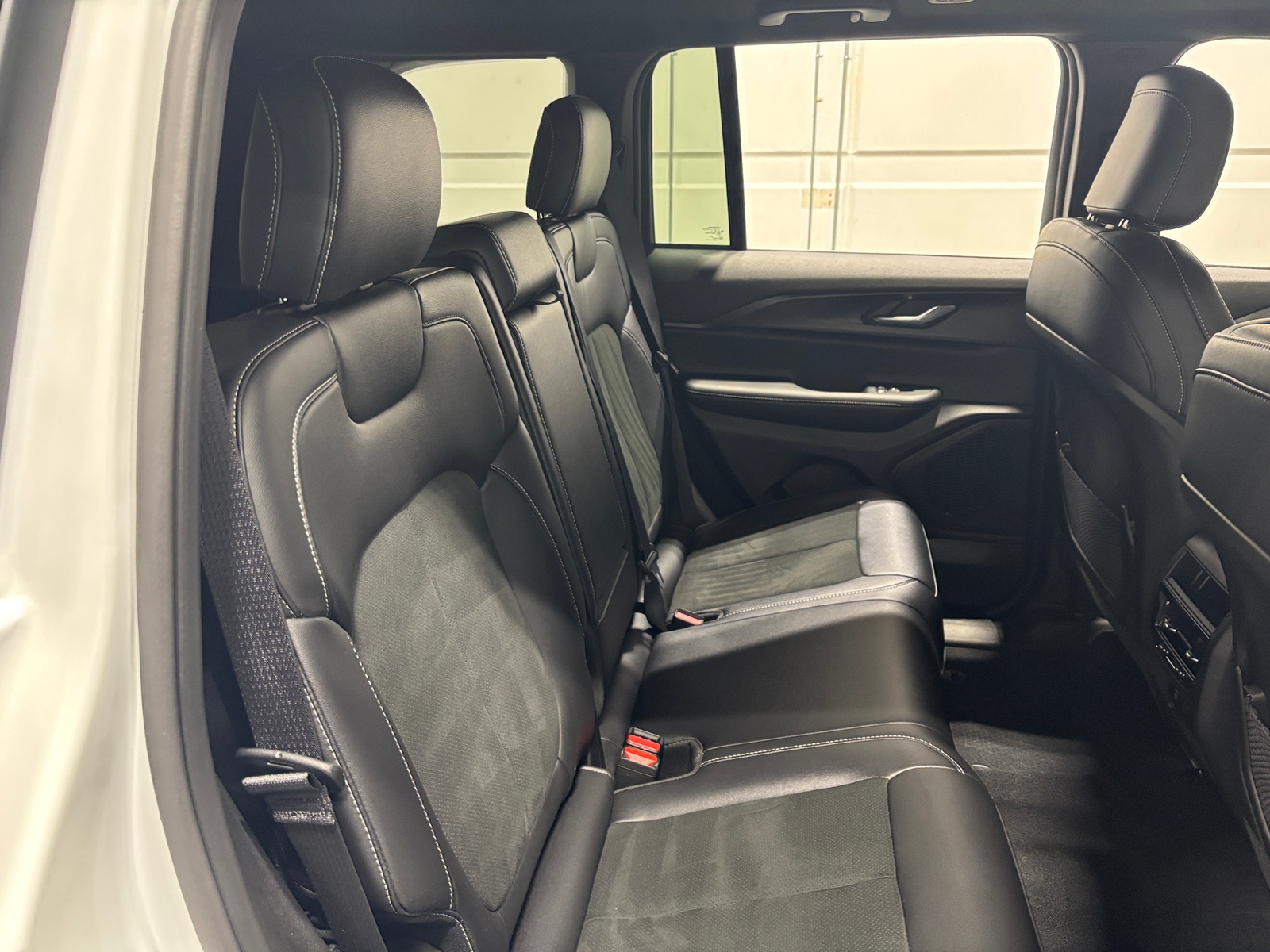 Thumbnail: 2025 Jeep Grand Cherokee - 5