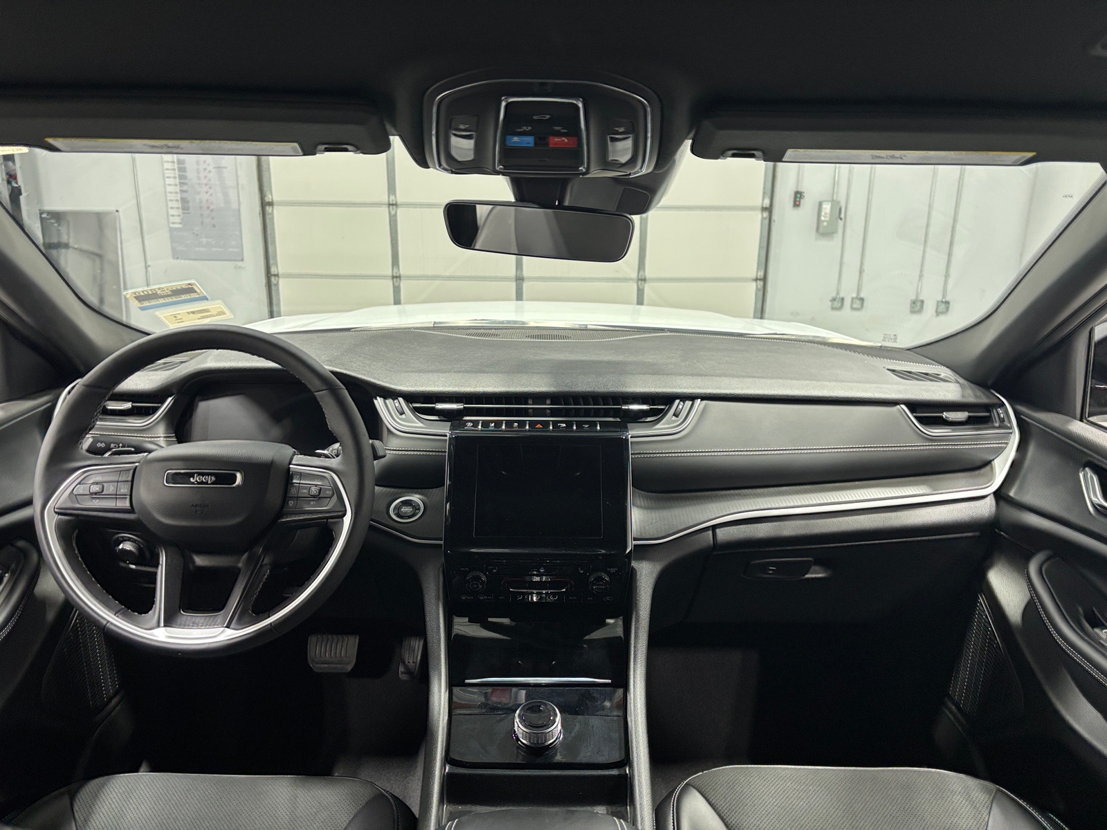 Thumbnail: 2025 Jeep Grand Cherokee - 2