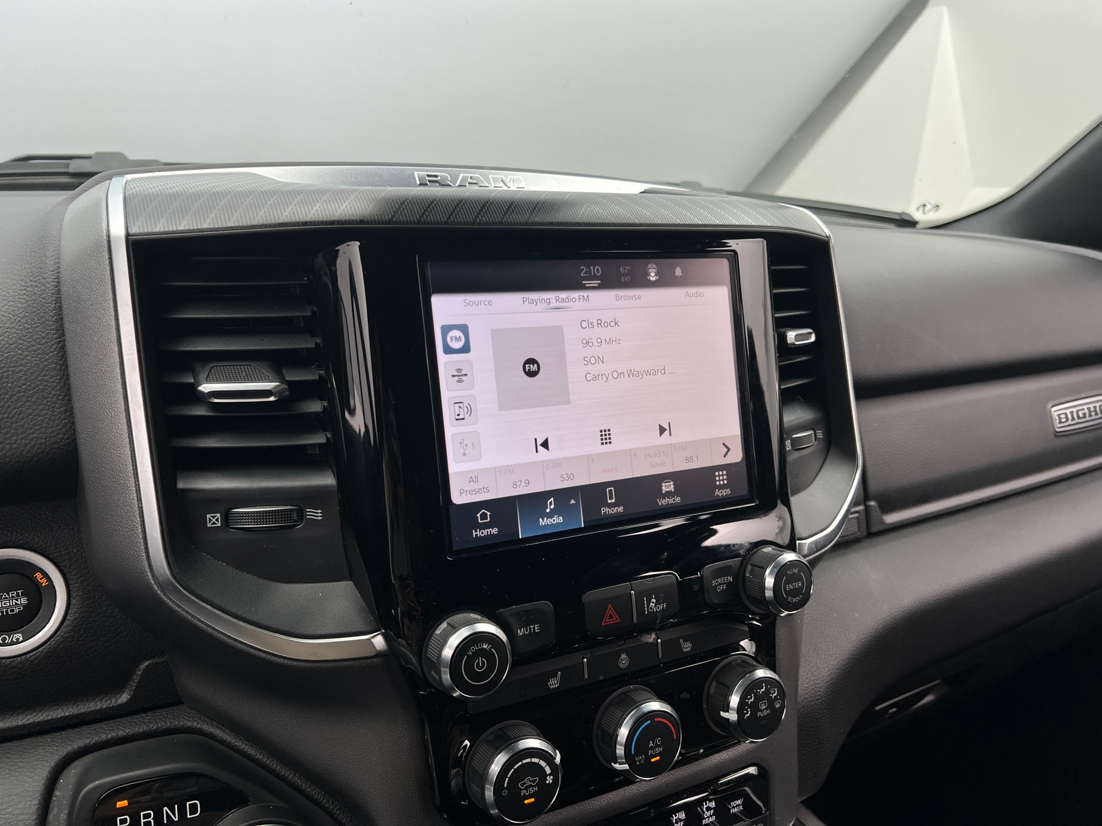 Thumbnail: 2025 RAM 1500 - 4