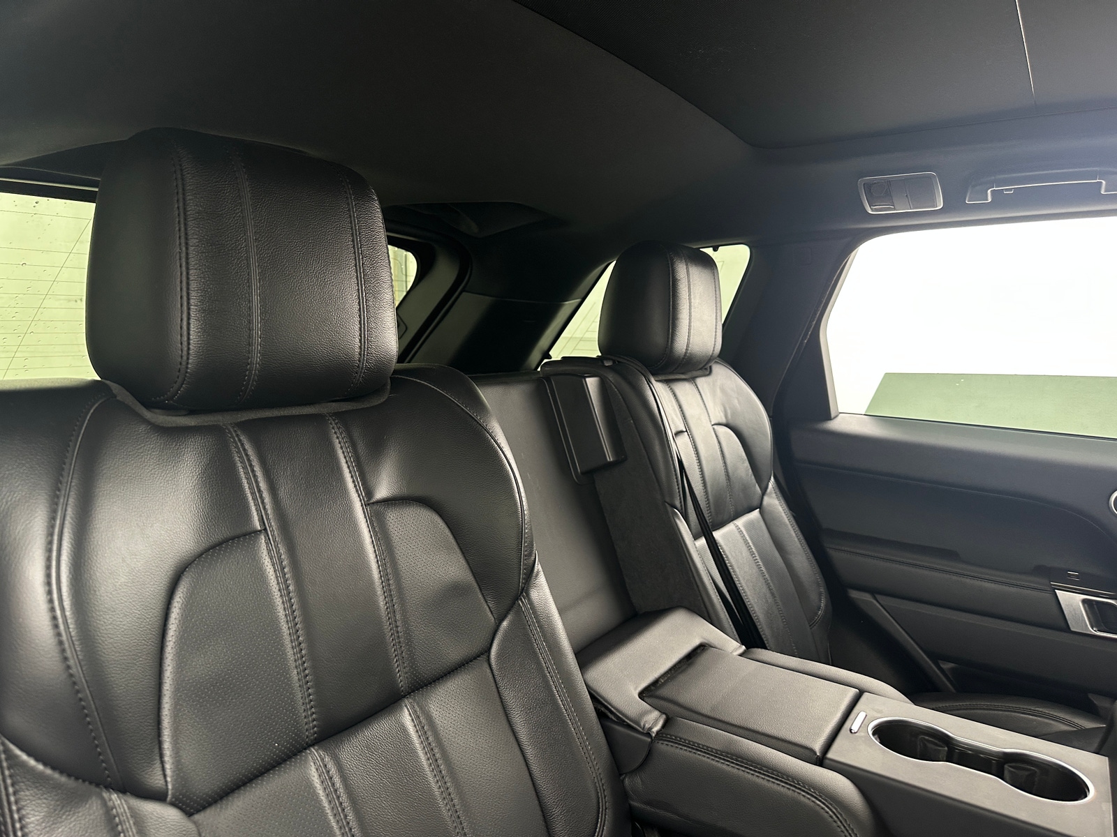 Thumbnail: 2017 Land Rover Range Rover Sport - 5