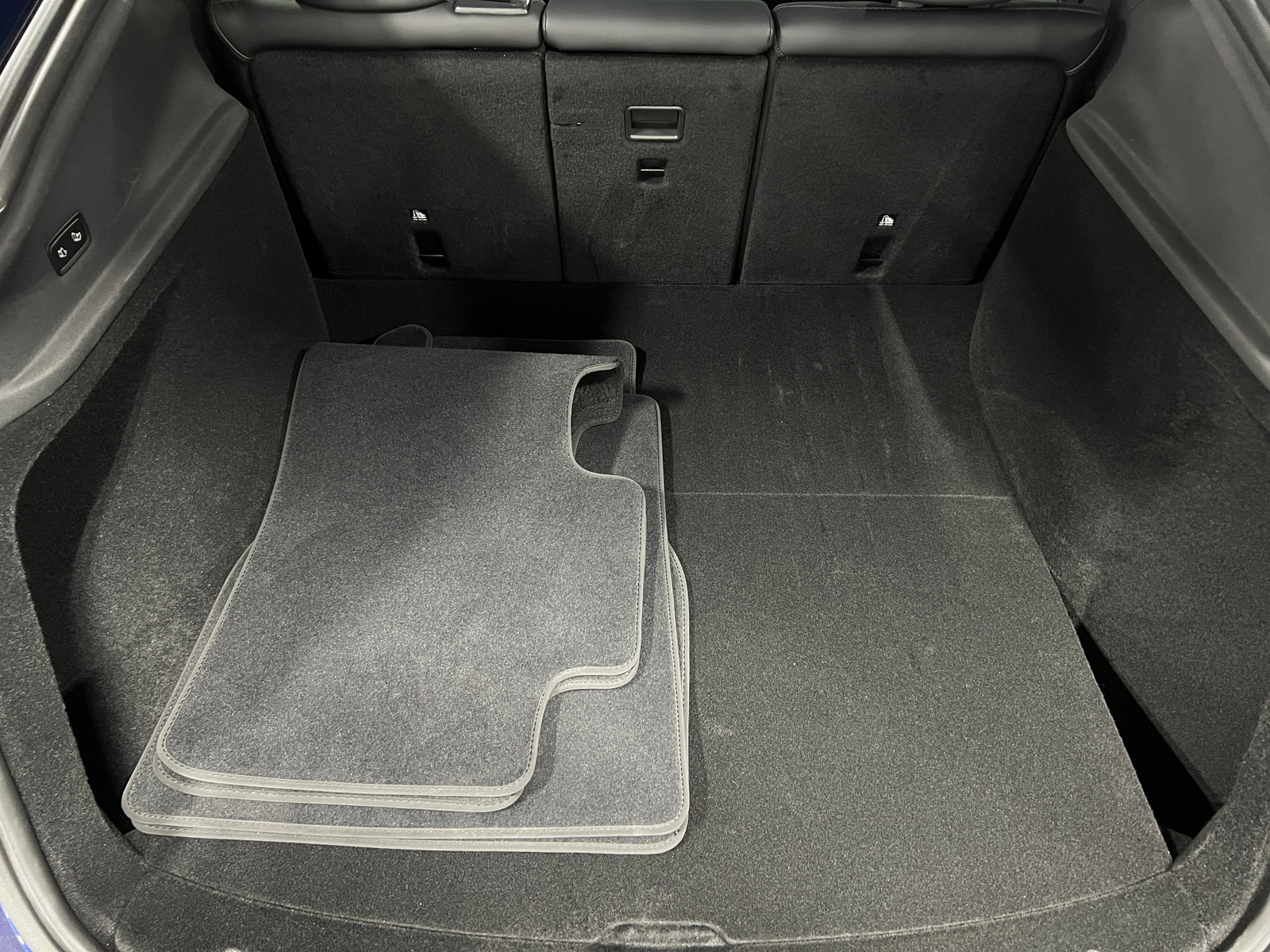 Thumbnail: 2026 Tesla Model Y - 6