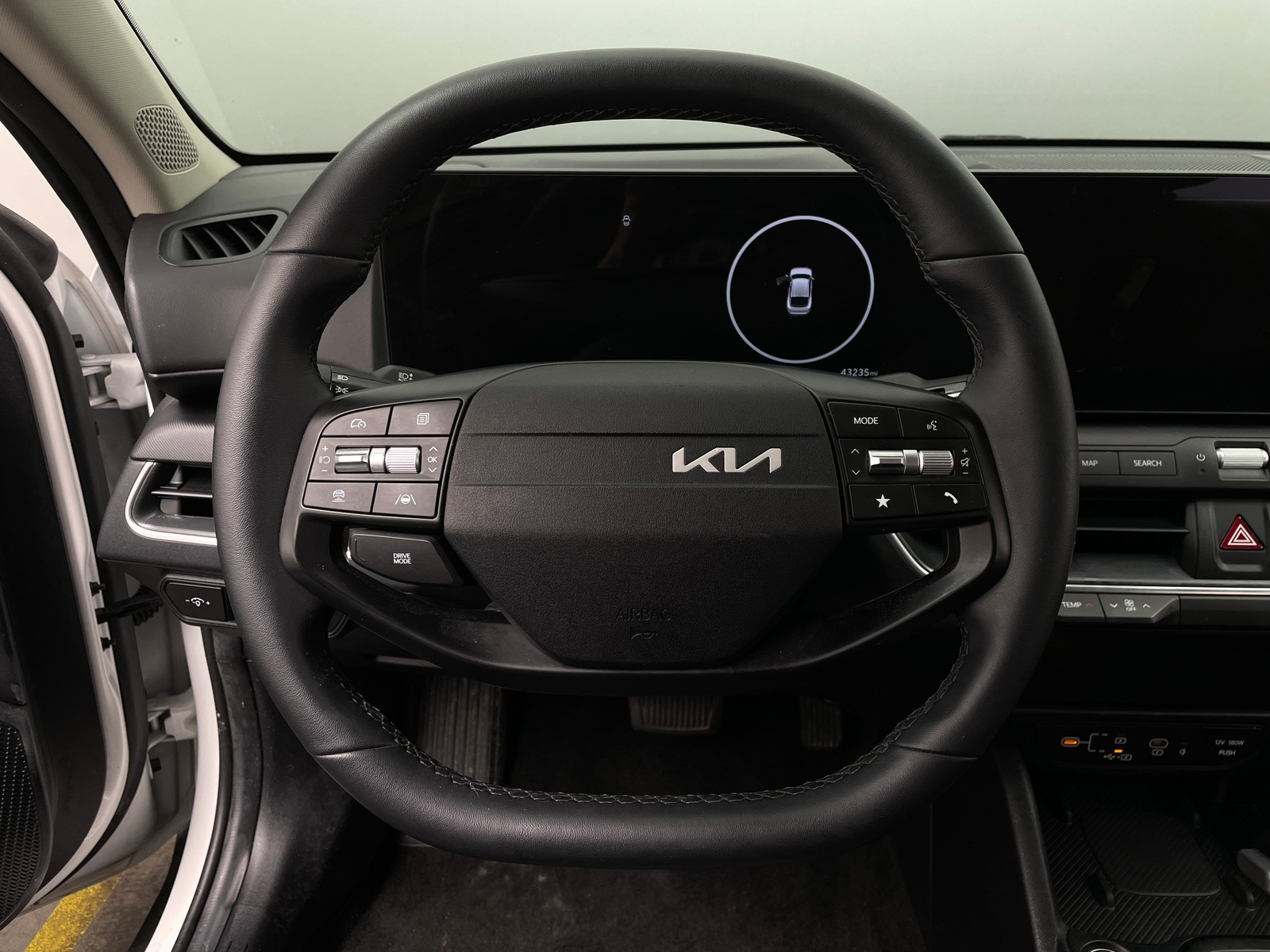 Thumbnail: 2025 Kia K4 - 5