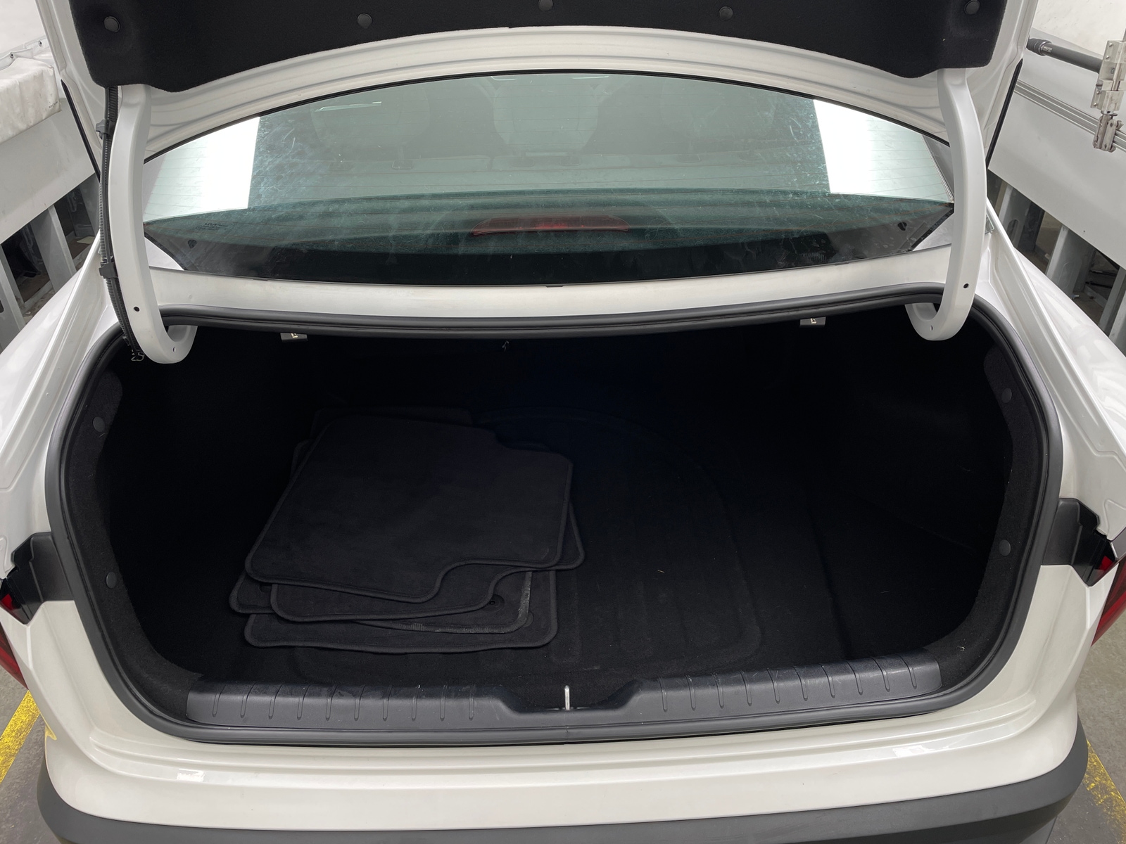 Thumbnail: 2025 Kia K4 - 7