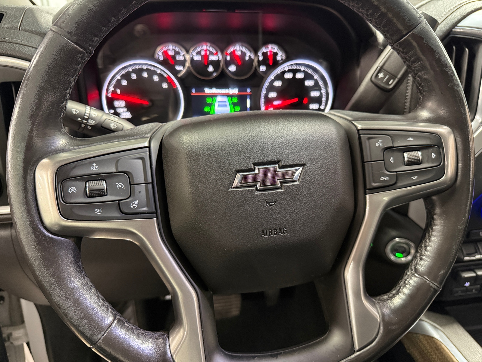 Thumbnail: 2020 Chevrolet Silverado 1500 - 5