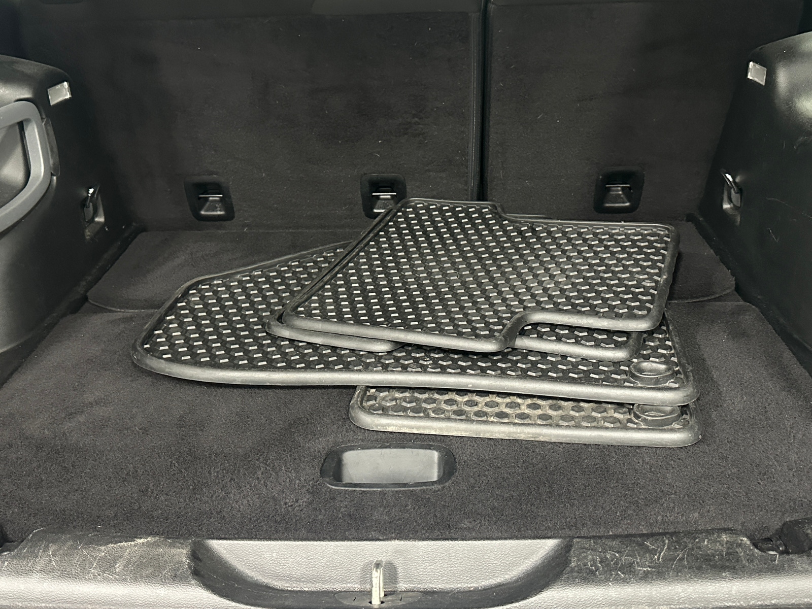 Thumbnail: 2016 Jeep Cherokee - 7