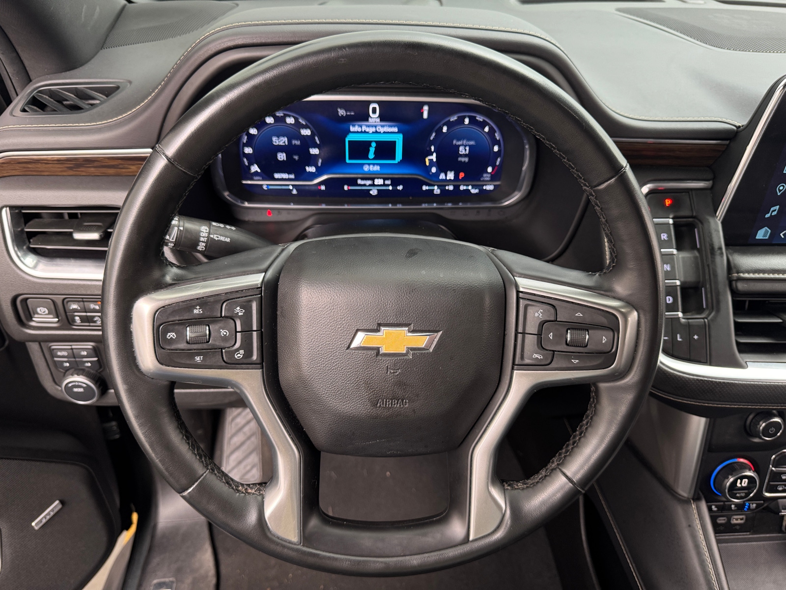 Thumbnail: 2023 Chevrolet Suburban - 4