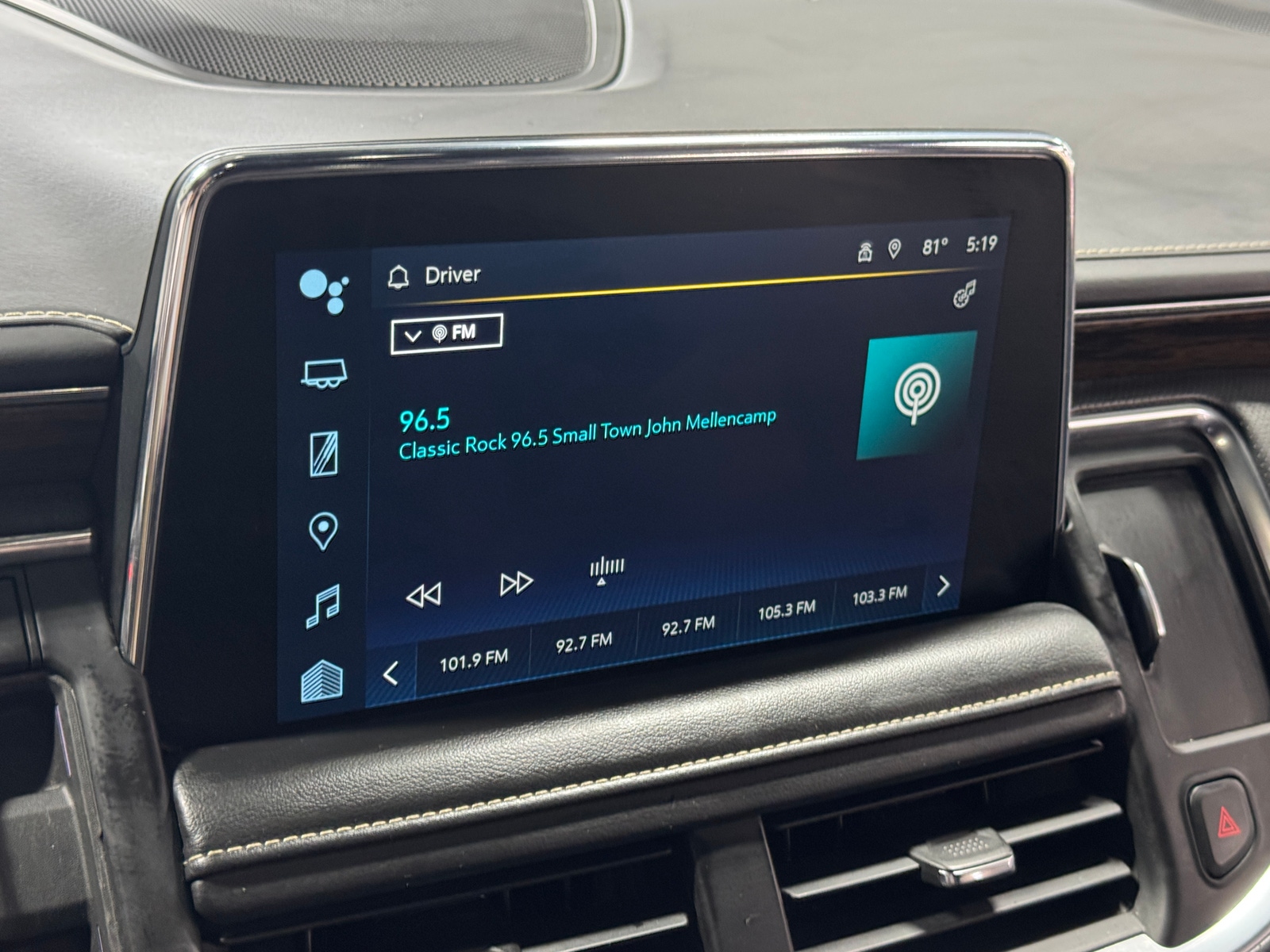 Thumbnail: 2023 Chevrolet Suburban - 3