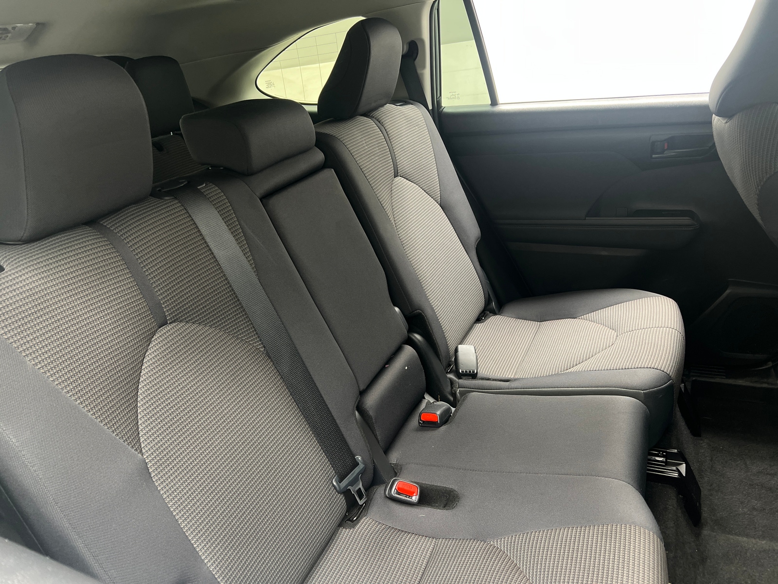 Thumbnail: 2025 Toyota Highlander - 6