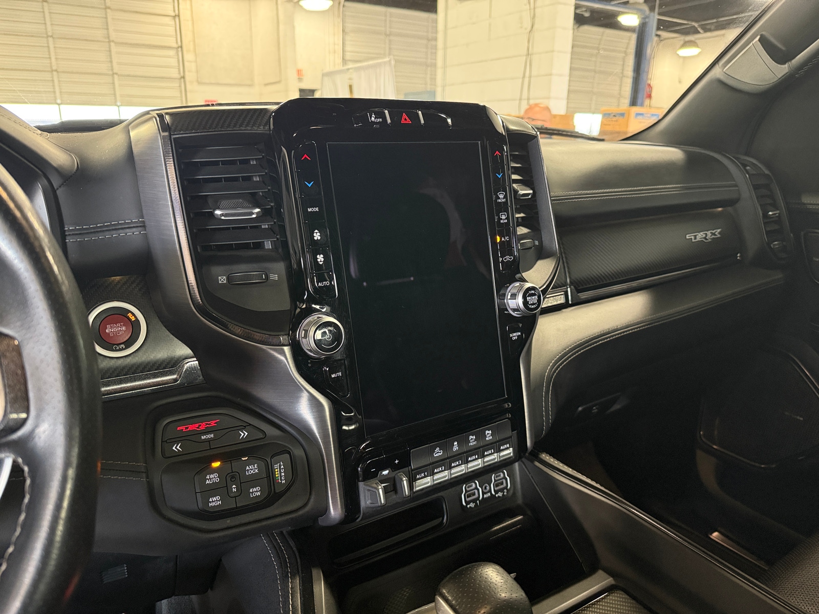 Thumbnail: 2022 RAM 1500 - 3