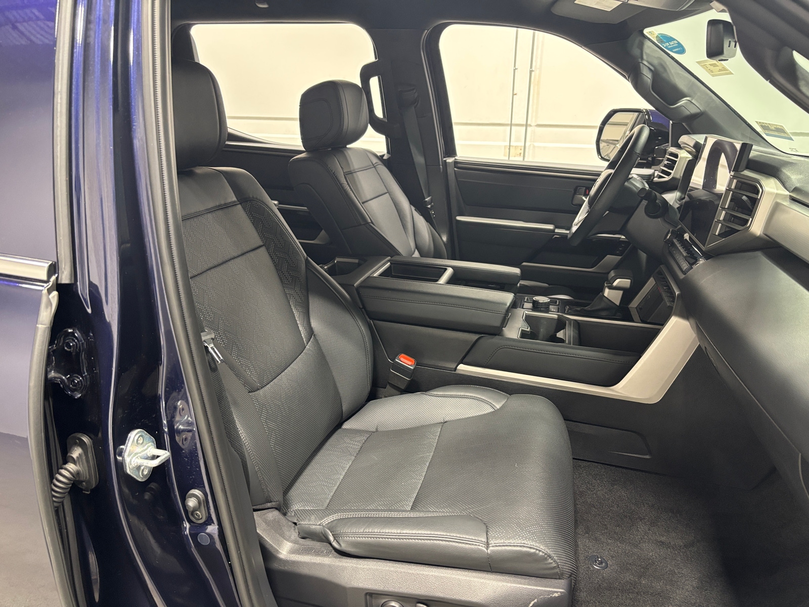 Thumbnail: 2025 Toyota Tundra - 2