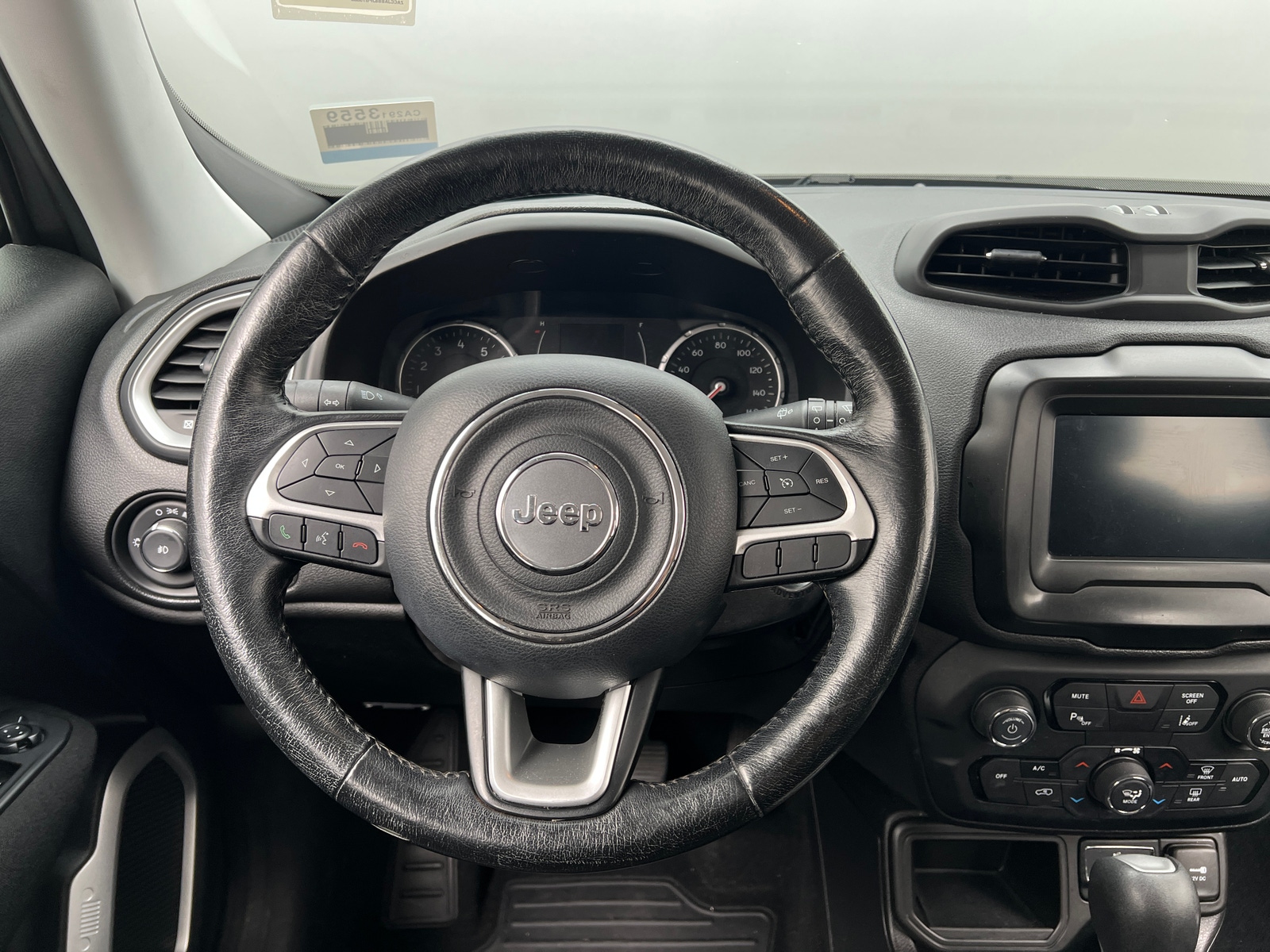 Thumbnail: 2018 Jeep Renegade - 5