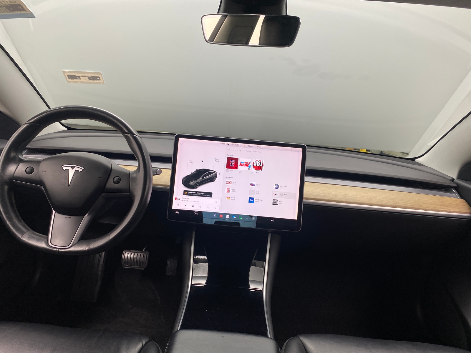 Thumbnail: 2019 Tesla Model 3 - 2