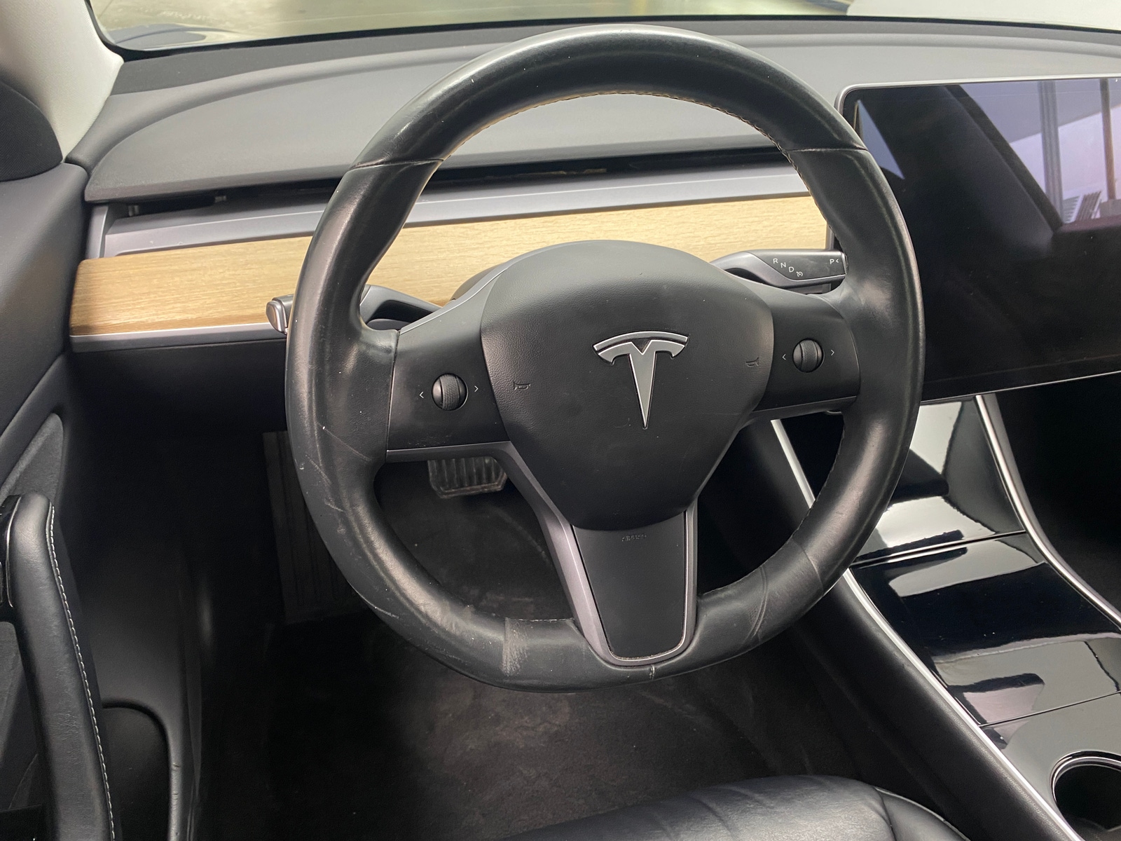 Thumbnail: 2019 Tesla Model 3 - 4