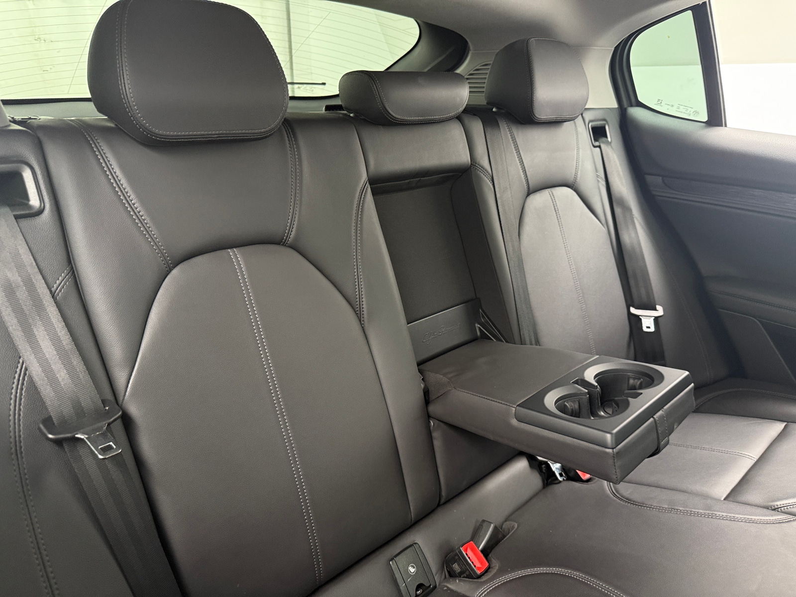 Thumbnail: 2019 Alfa Romeo Stelvio - 5