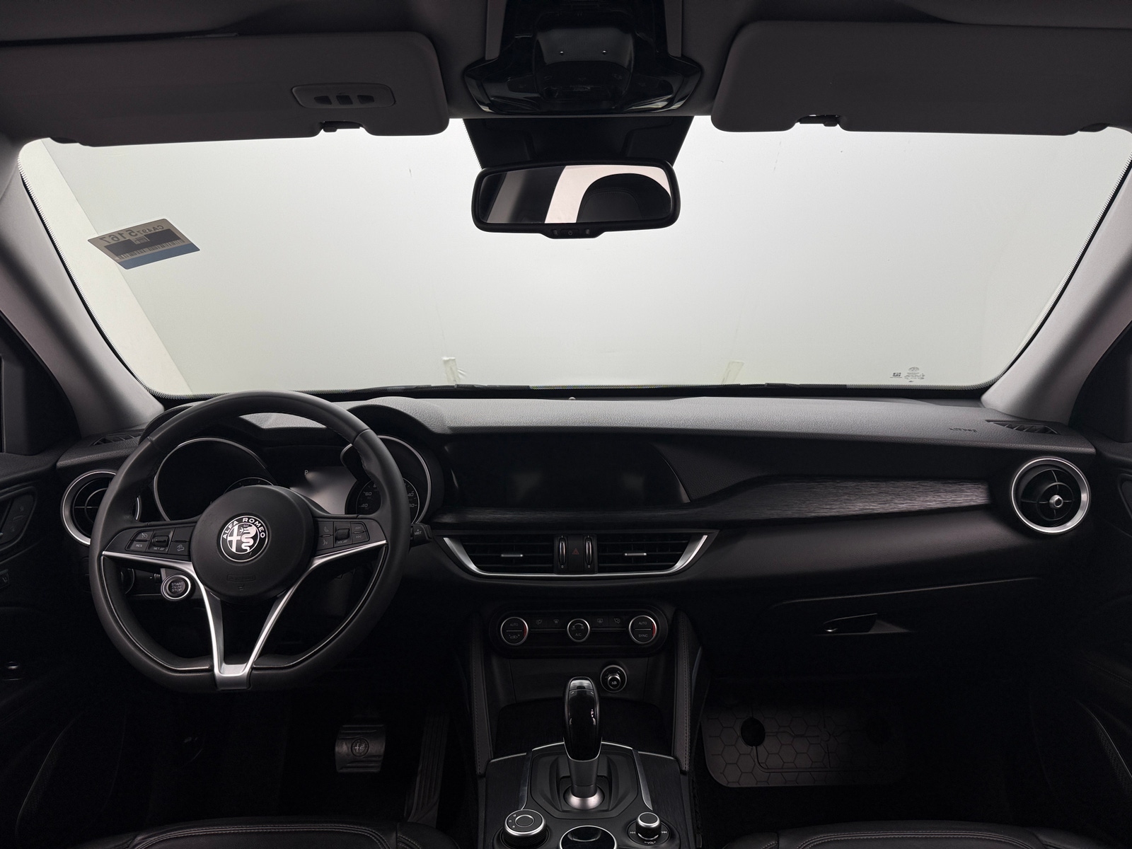 Thumbnail: 2019 Alfa Romeo Stelvio - 2