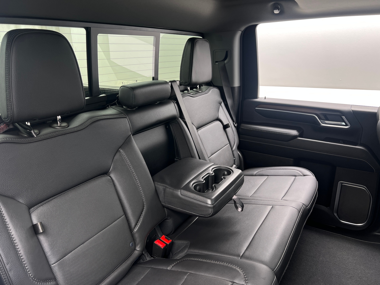 Thumbnail: 2025 GMC Sierra 2500 - 5