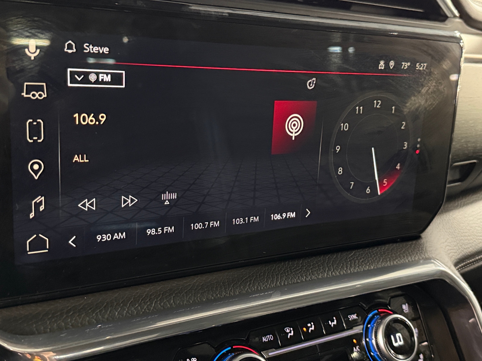 Thumbnail: 2025 GMC Sierra 2500 - 3