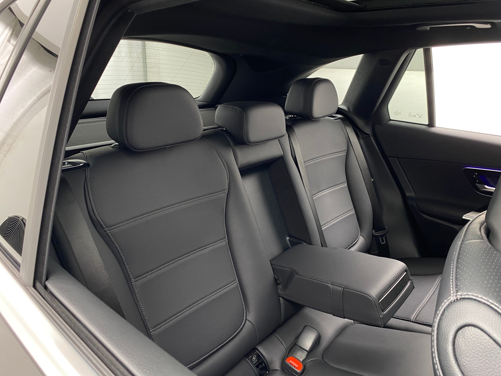 Thumbnail: 2025 Mercedes-Benz GLC - 5