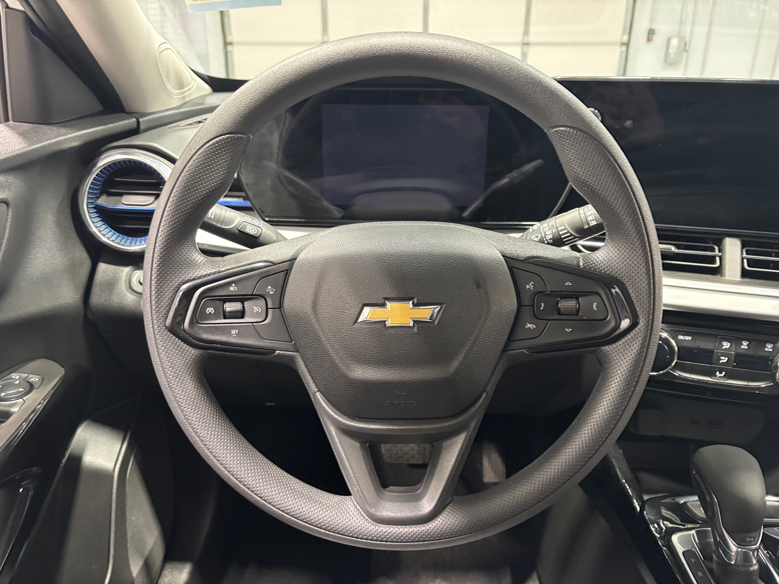 Thumbnail: 2024 Chevrolet Trax - 5