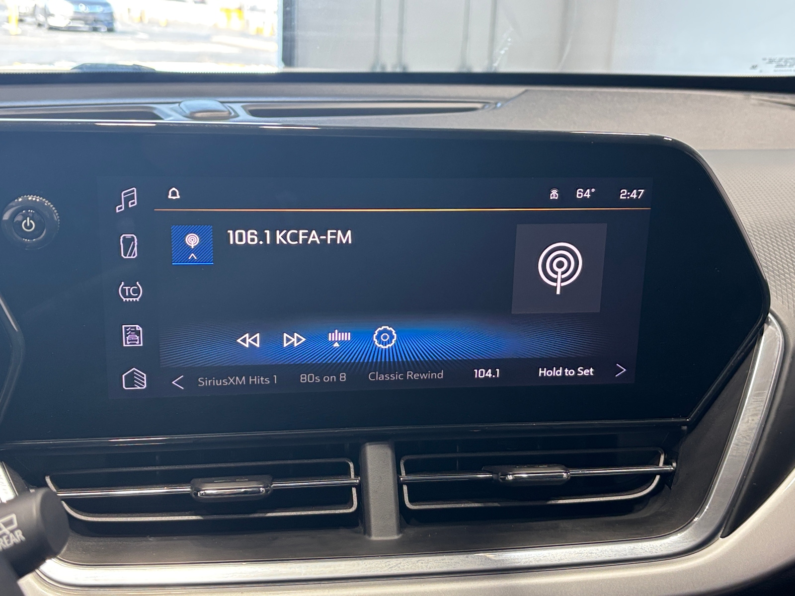 Thumbnail: 2024 Chevrolet Trax - 4