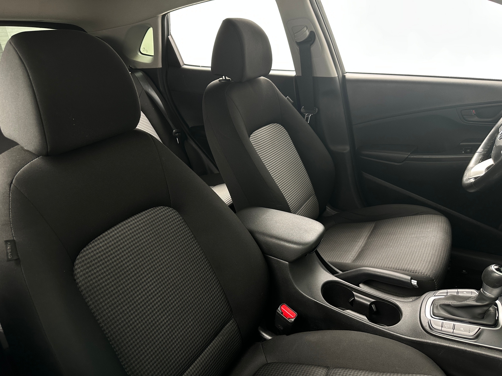 Thumbnail: 2021 Hyundai Kona - 2