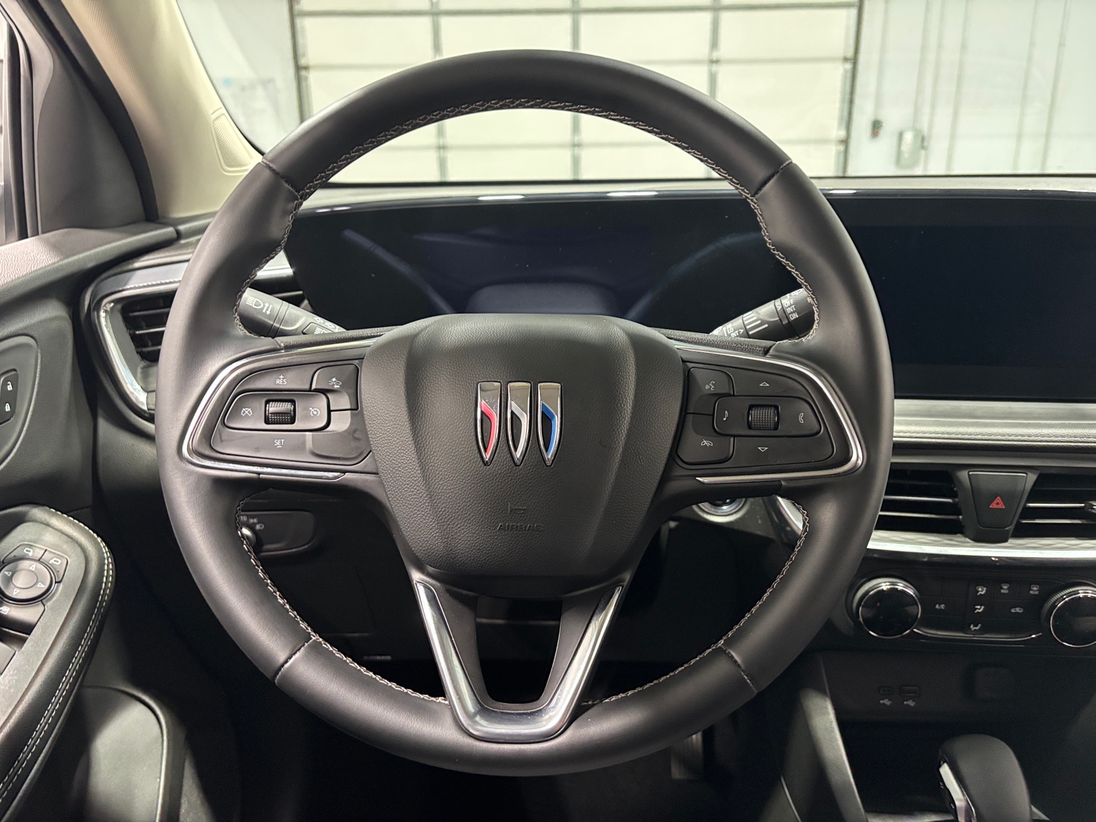 Thumbnail: 2025 Buick Encore GX - 5