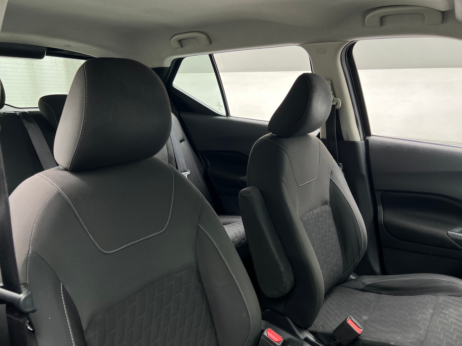 Thumbnail: 2021 Nissan Kicks - 2