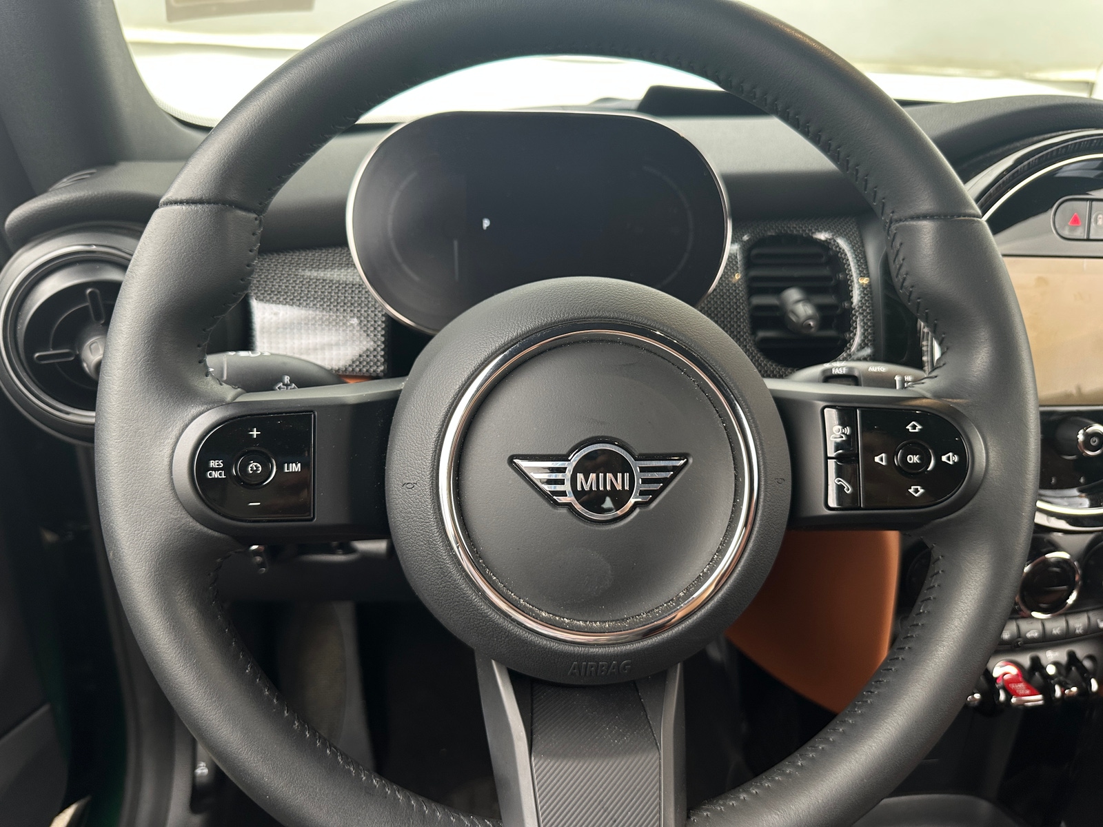 Thumbnail: 2024 MINI Cooper Convertible - 4