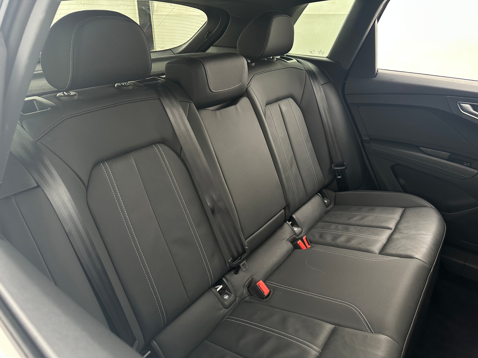 Thumbnail: 2023 Audi Q4 e-tron - 5