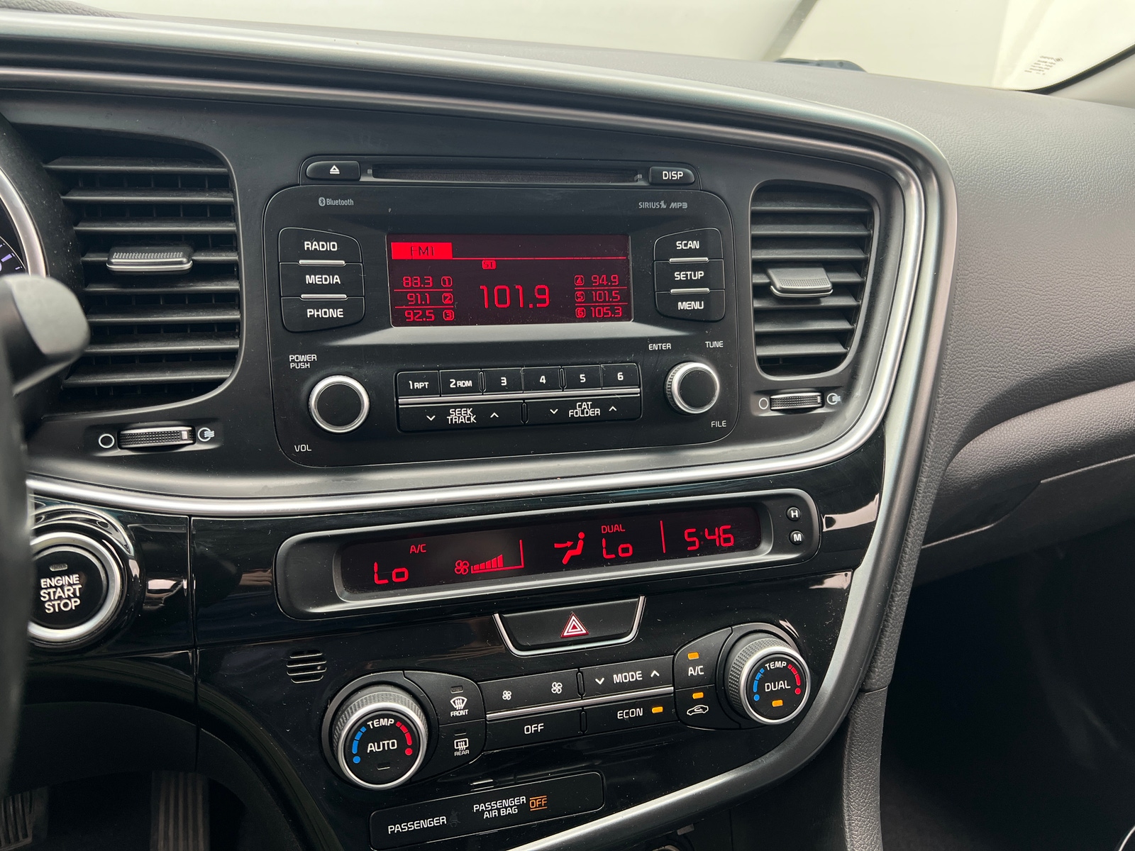 Thumbnail: 2015 Kia Optima - 4