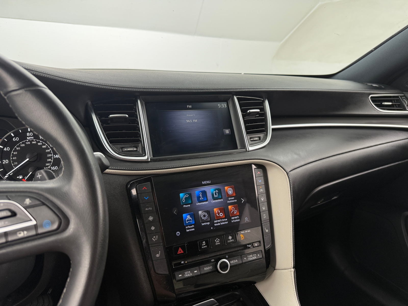 Thumbnail: 2023 INFINITI QX55 - 3