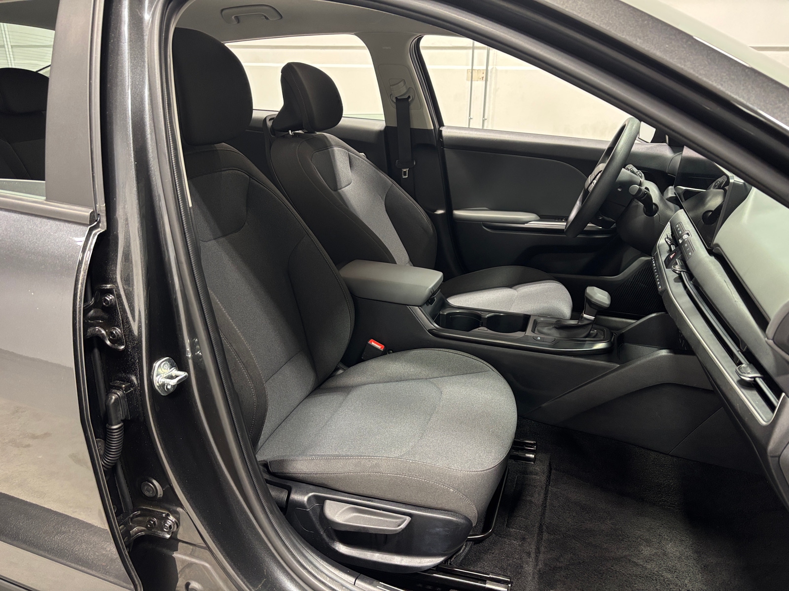 Thumbnail: 2025 Kia K4 - 2