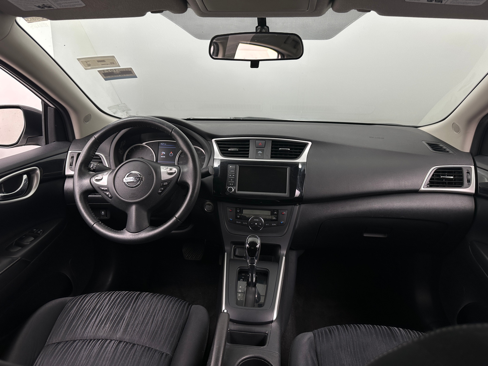 Thumbnail: 2019 Nissan Sentra - 3