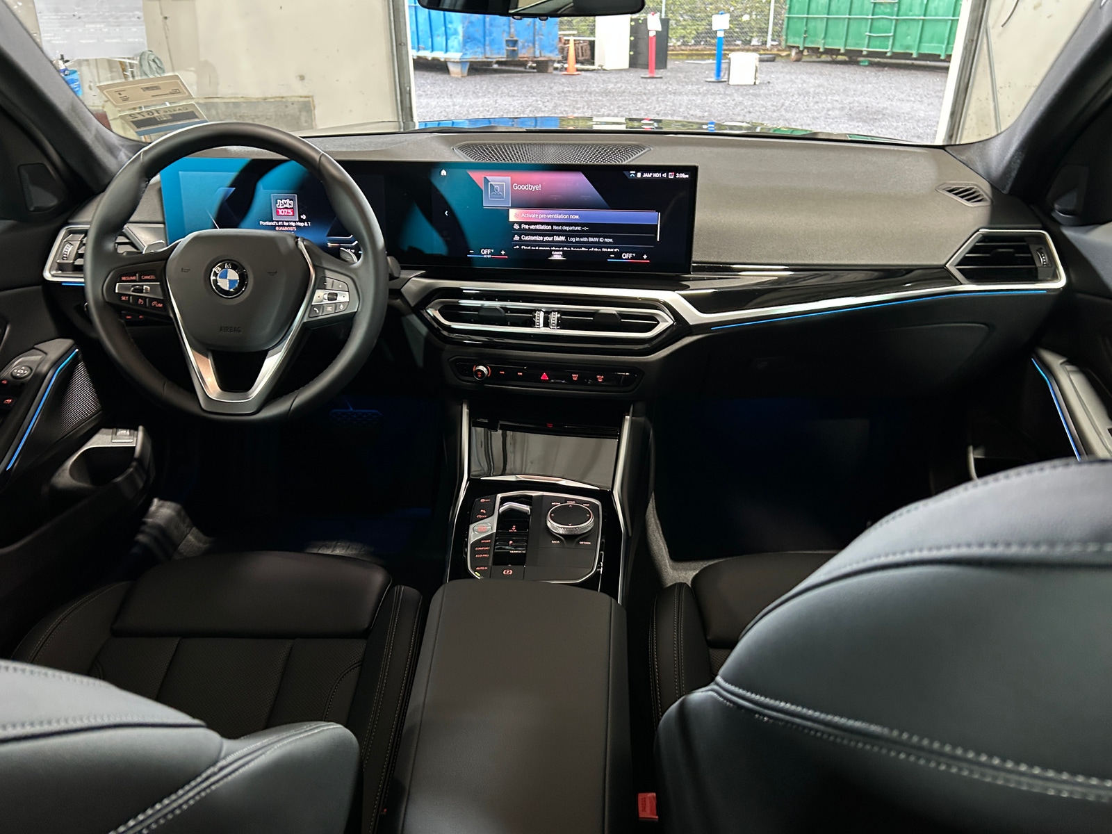 Thumbnail: 2024 BMW 3 Series - 2