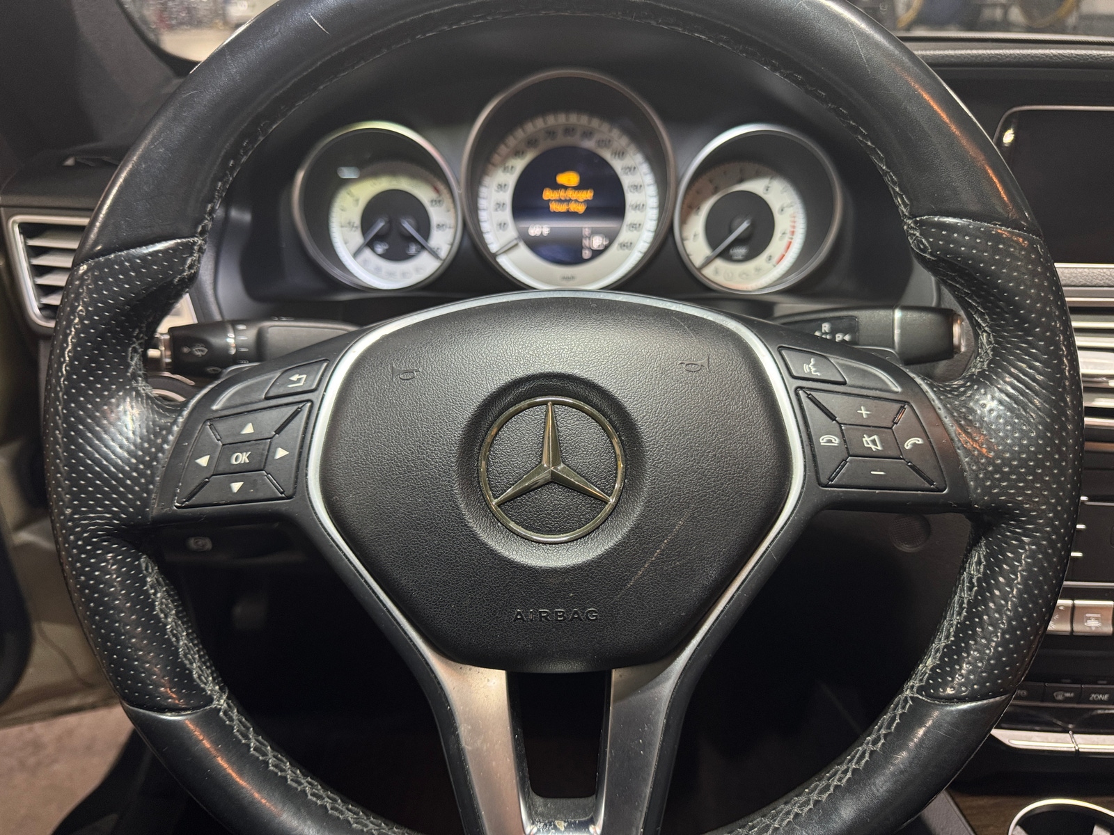 Thumbnail: 2017 Mercedes-Benz E-Class - 3