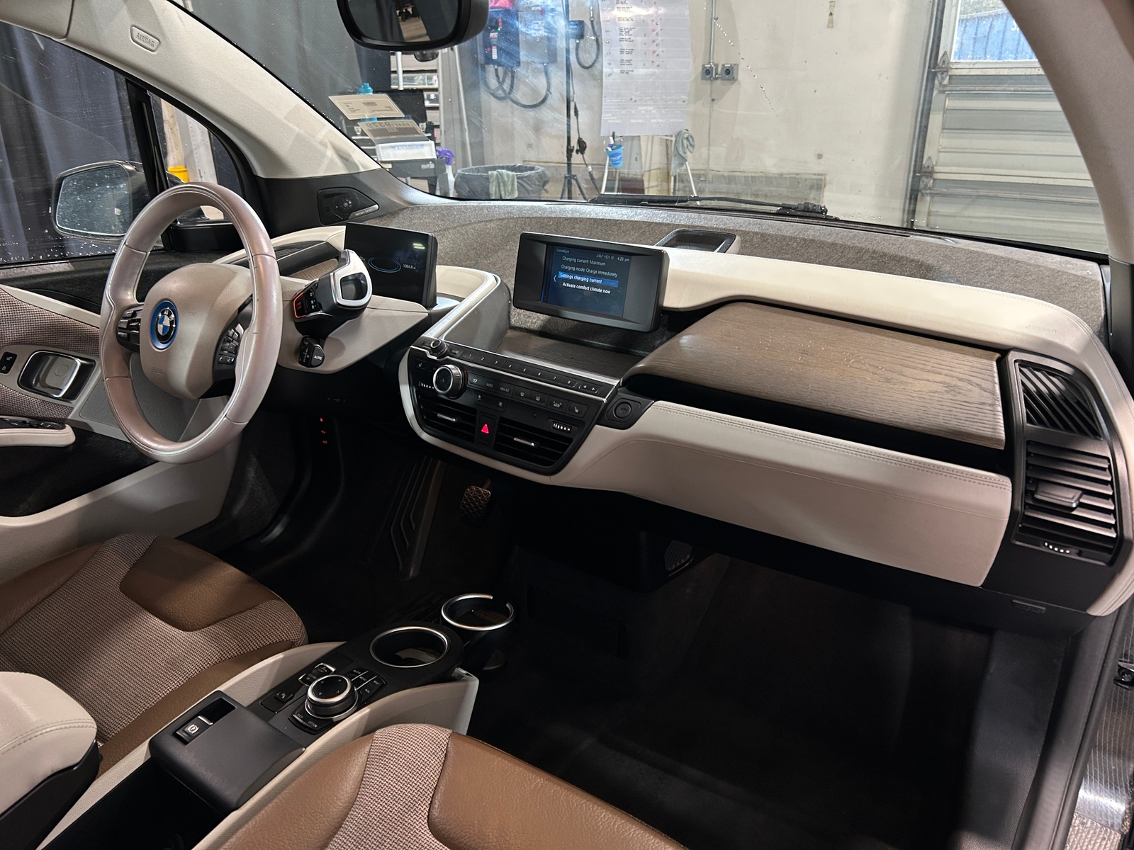Thumbnail: 2019 BMW i3 - 3