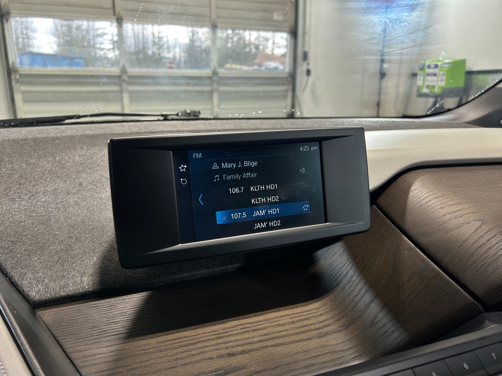 Thumbnail: 2019 BMW i3 - 4