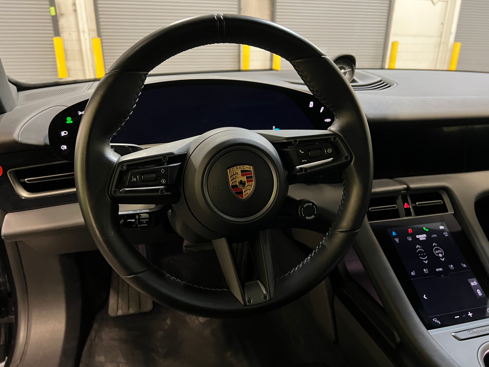 Thumbnail: 2021 Porsche Taycan - 4