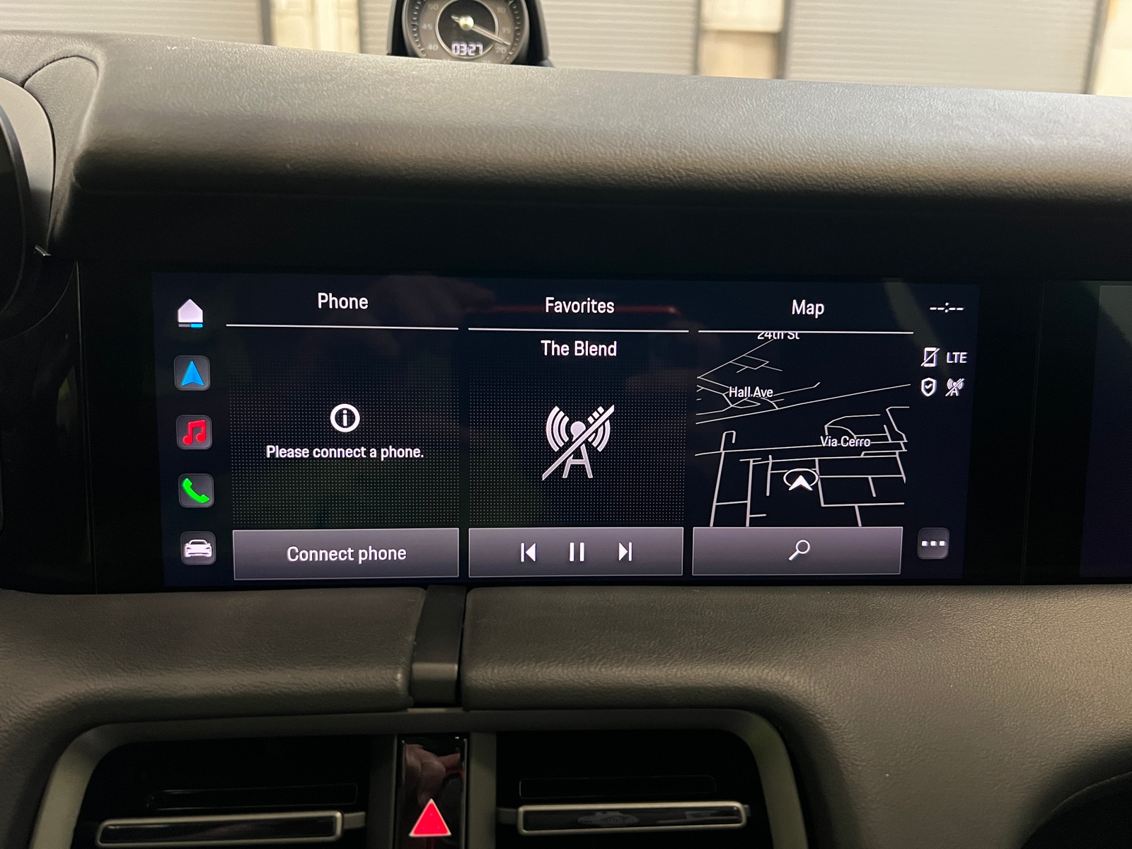 Thumbnail: 2021 Porsche Taycan - 3