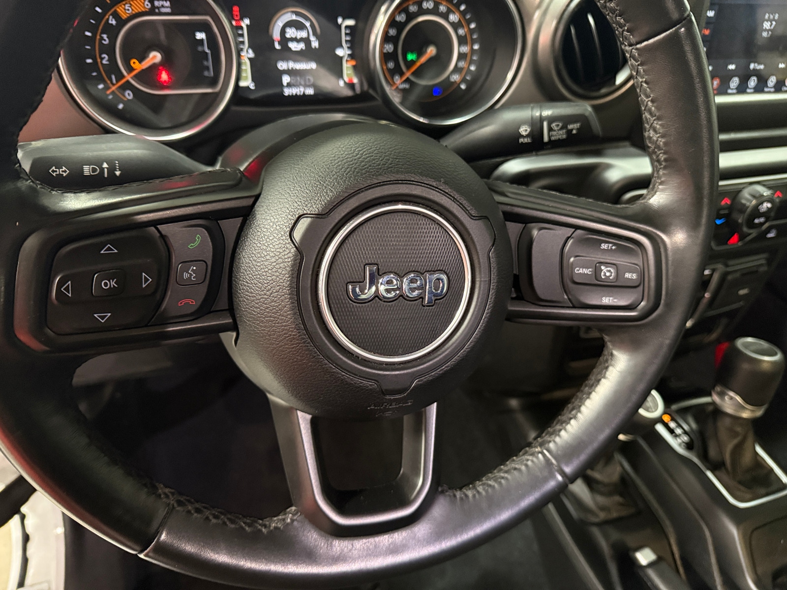 Thumbnail: 2022 Jeep Gladiator - 5